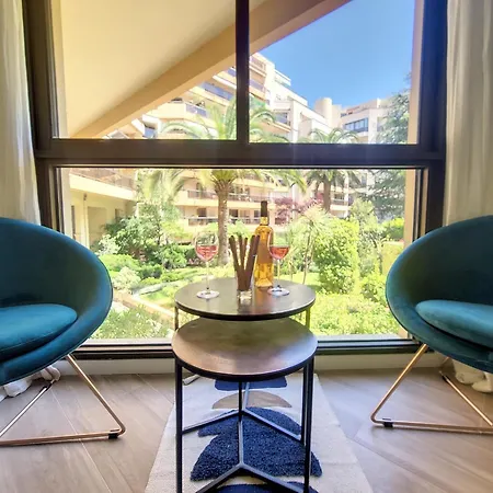 Nestor&jeeves - Palm Riviera - - Close Old Town